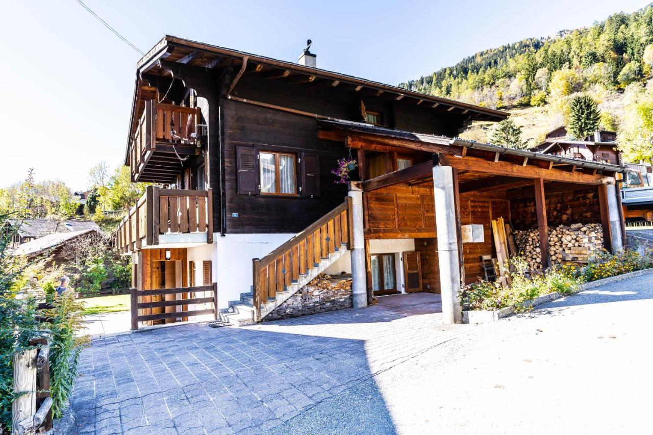 Haus Birchi, Fiesch 3.5-Zimmerwohnung Birchi Екстериор снимка